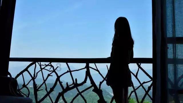 森迪公主的夏日服装